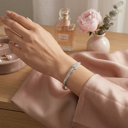 Queen Three Stone Bangle